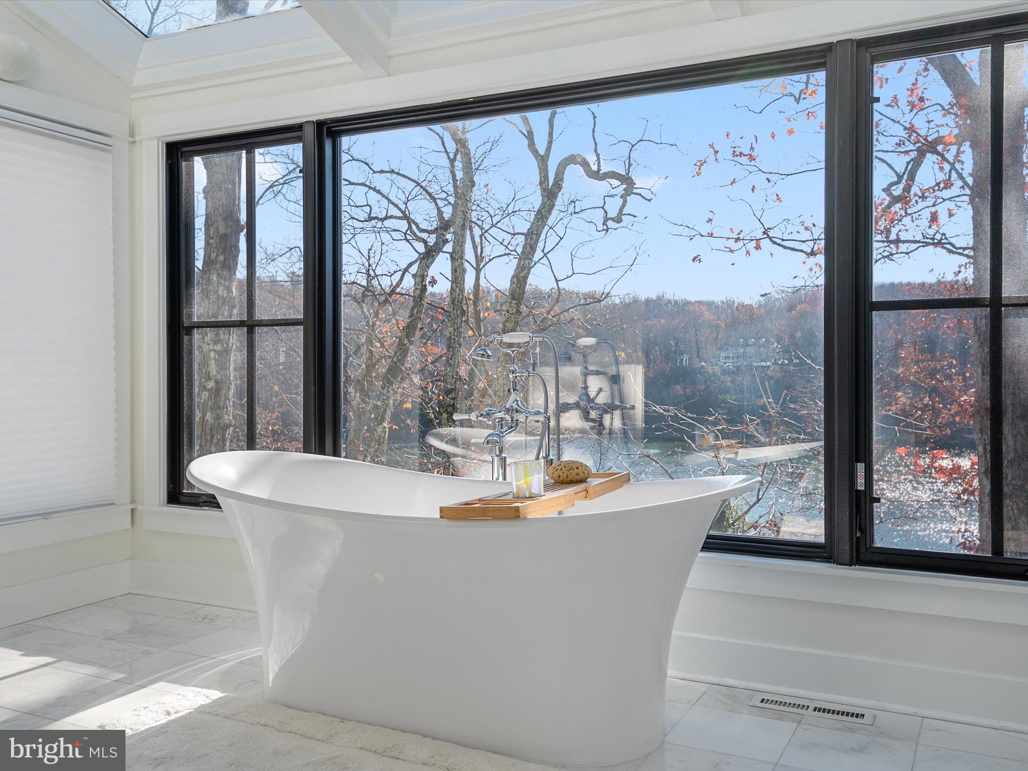 DOWNS ON THE SEVERN - Residential