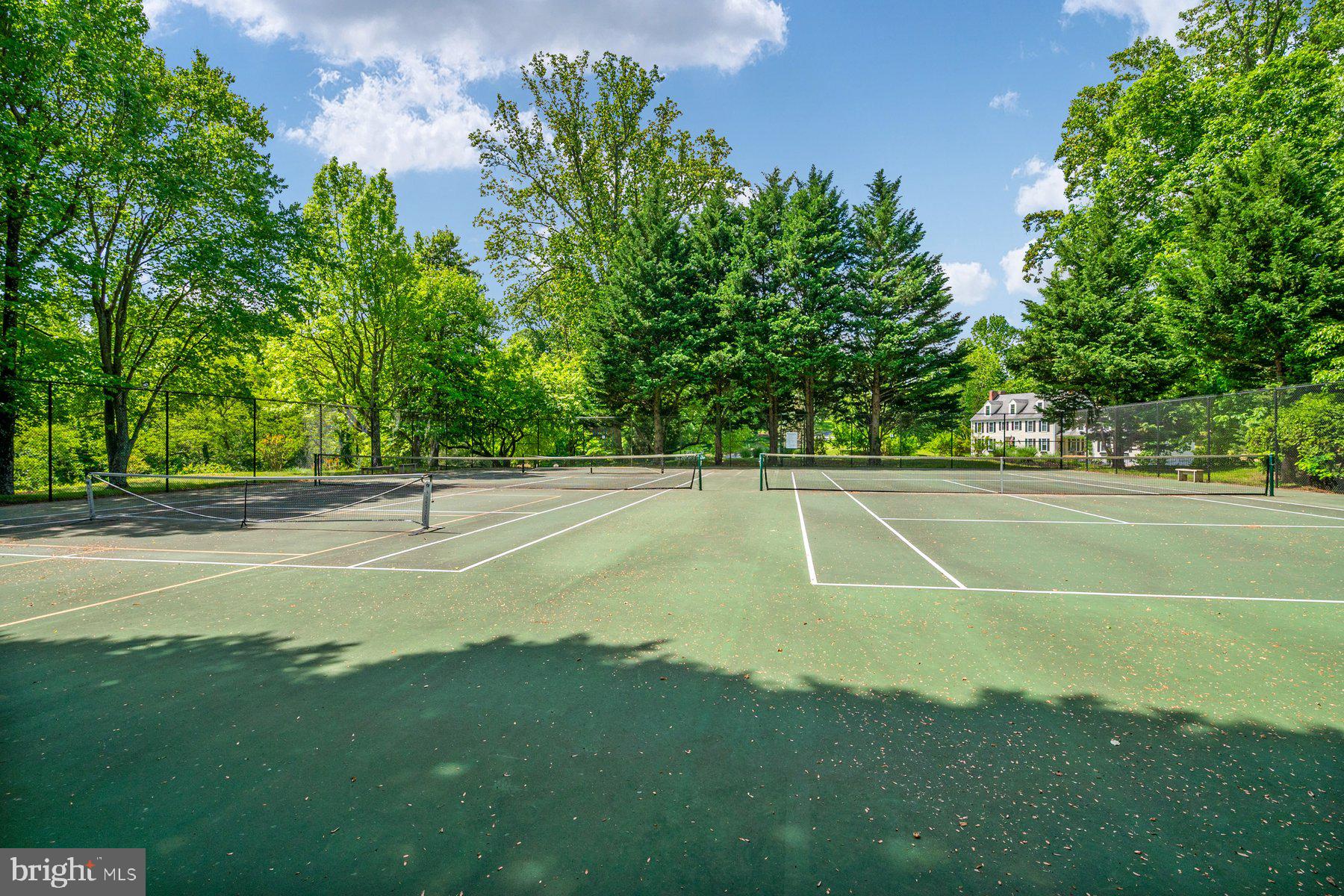 DOWNS ON THE SEVERN - Residential