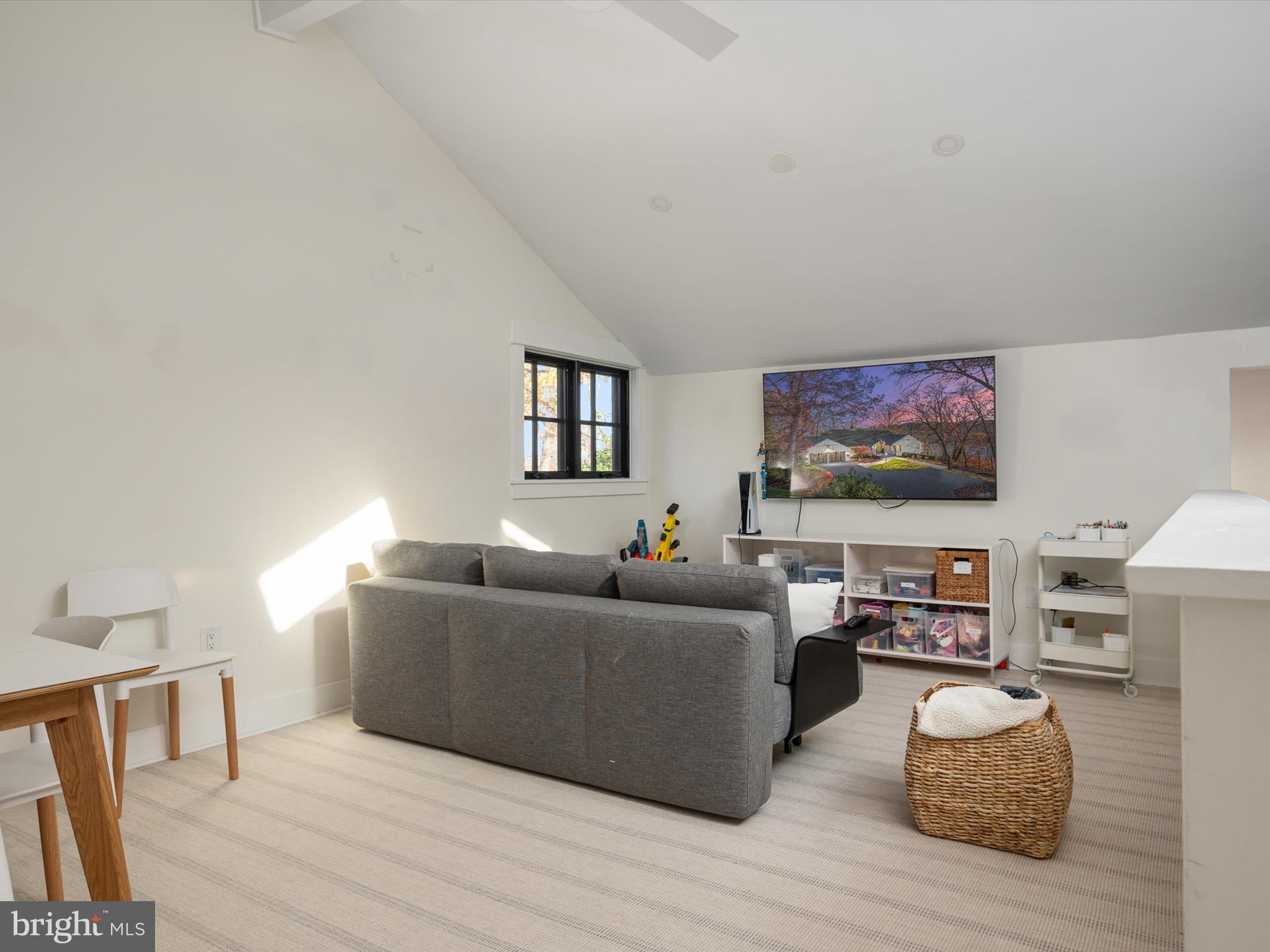 DOWNS ON THE SEVERN - Residential