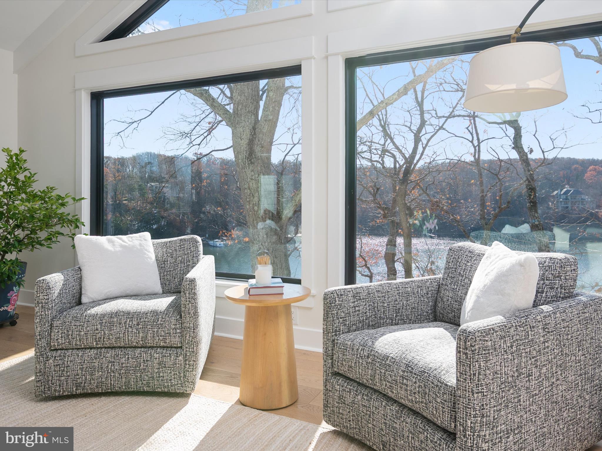 DOWNS ON THE SEVERN - Residential