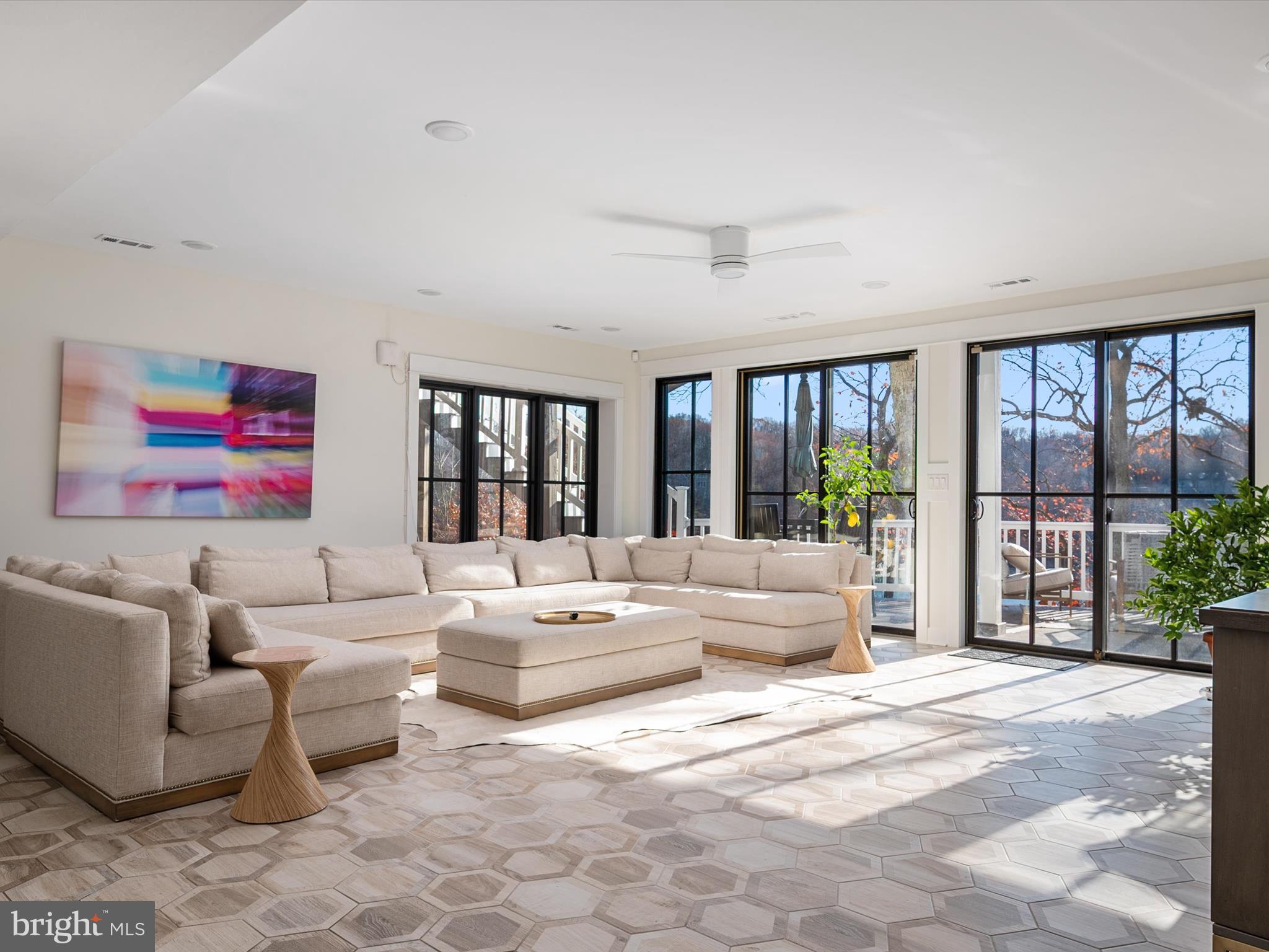 DOWNS ON THE SEVERN - Residential