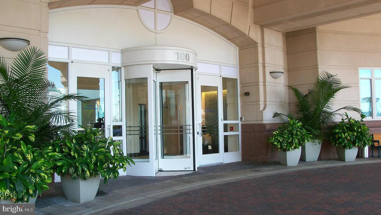 100 HARBORVIEW DRIVE 212