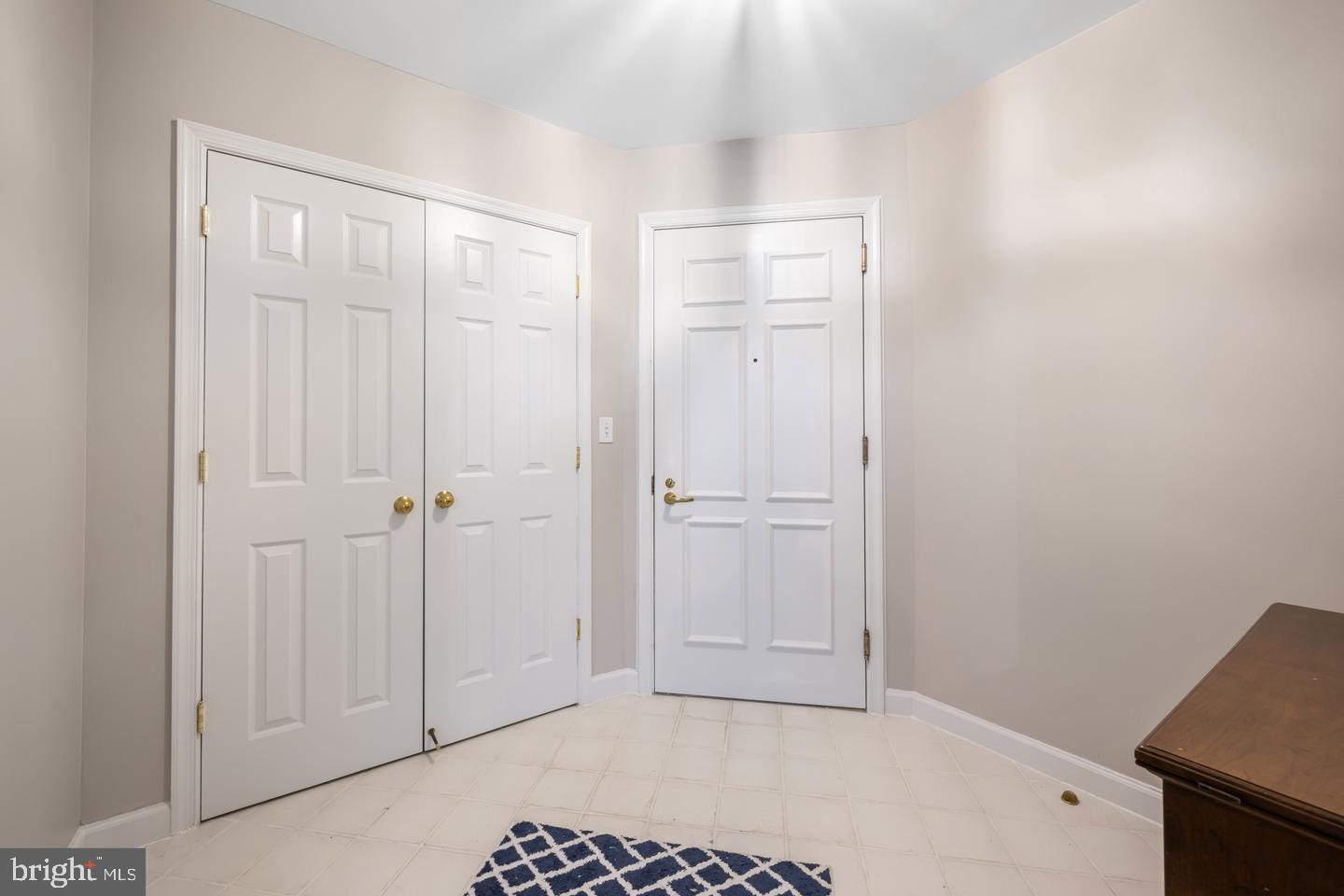 100 HARBORVIEW DRIVE 212