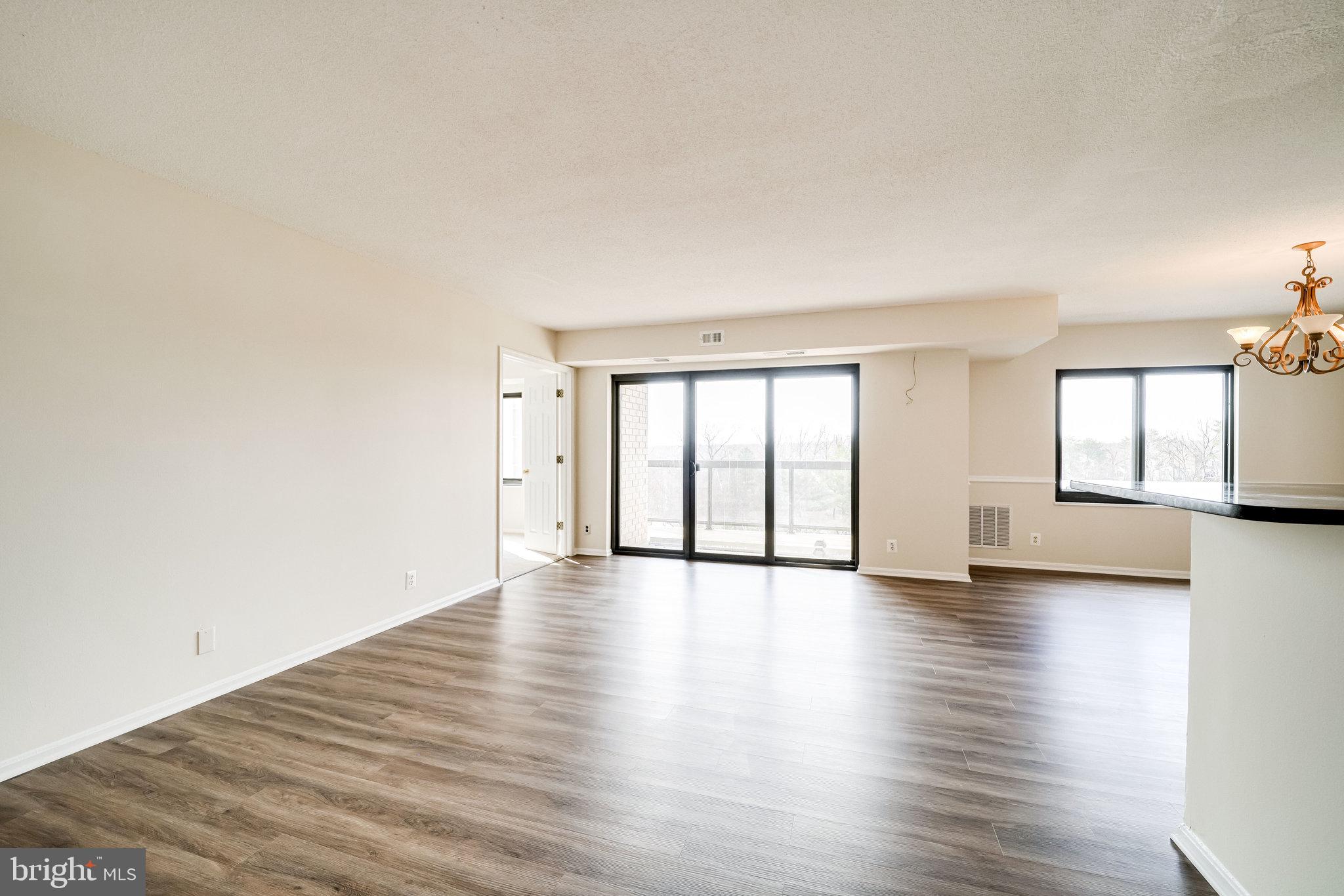 WATERGATE AT LANDMARK - Residential