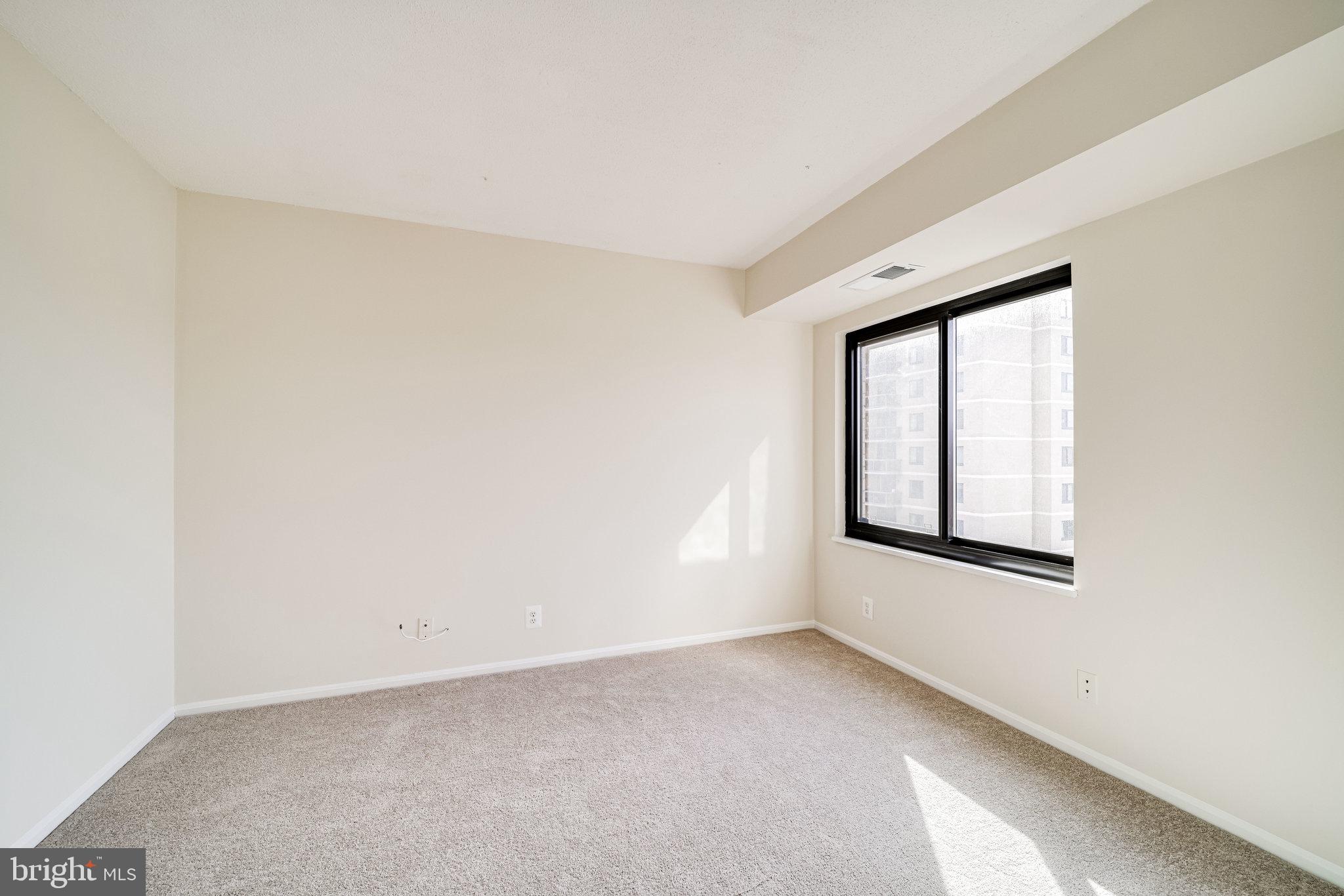 WATERGATE AT LANDMARK - Residential