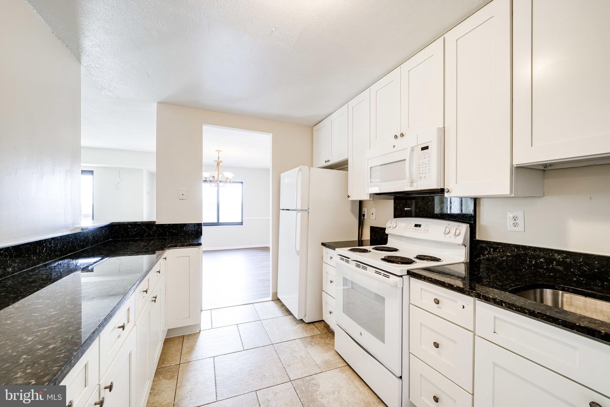 WATERGATE AT LANDMARK - Residential