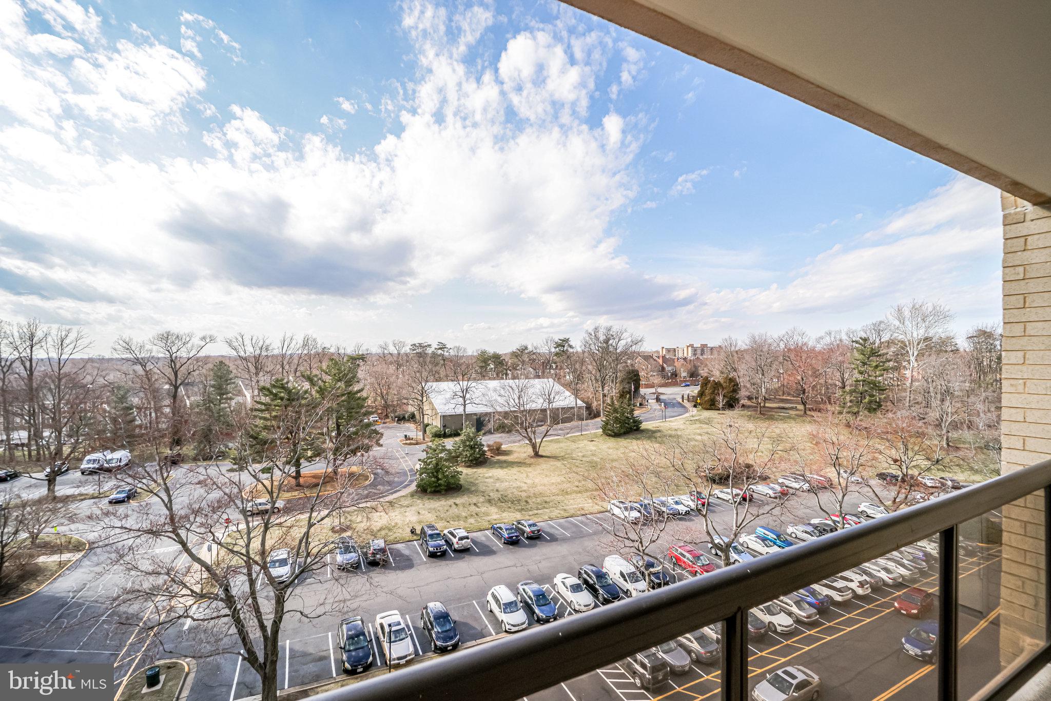 WATERGATE AT LANDMARK - Residential