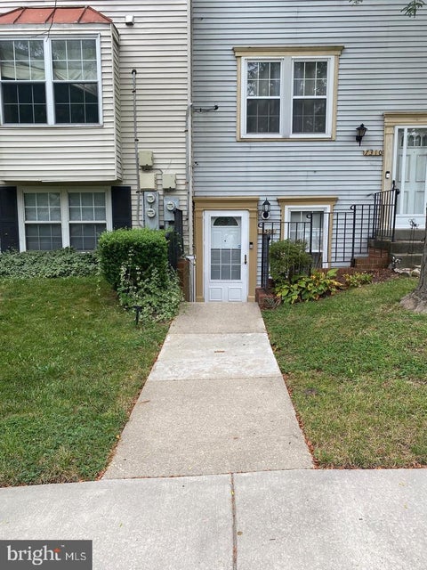 Townhouse For Sale - 7308 Cipriano Springs Drive<br/> LANHAM, MD 20706