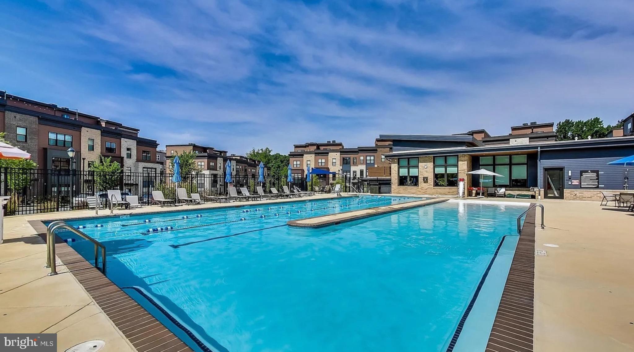 TOWER OAKS - Residential Lease