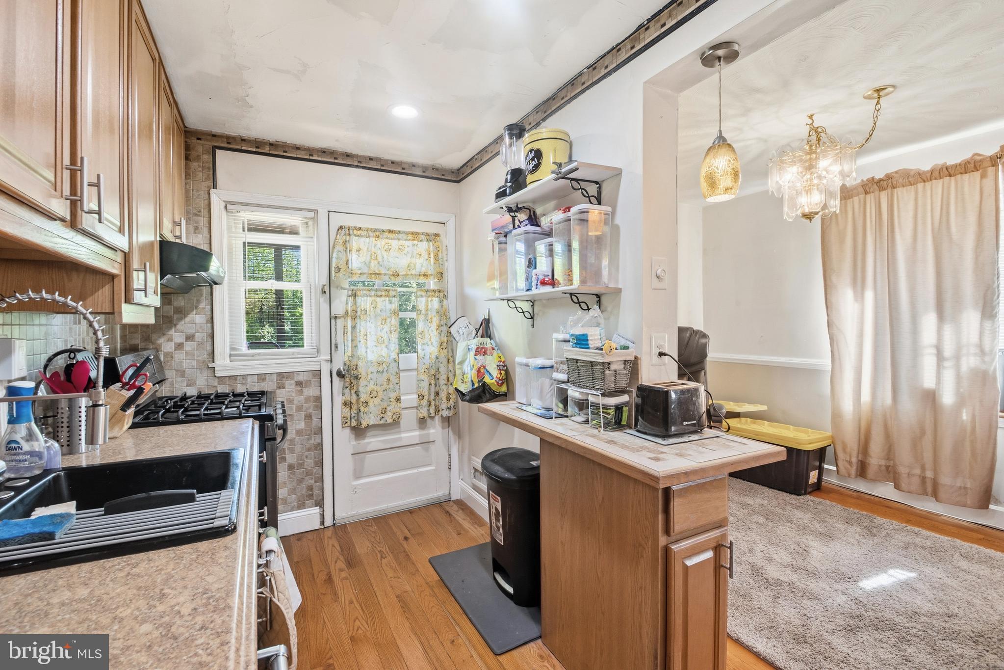 ESSEX/MIDDLESEX - Residential