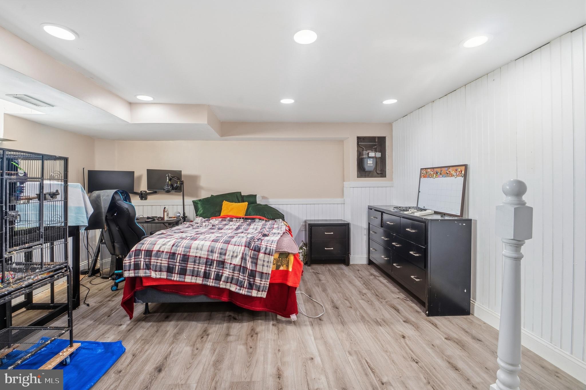 ESSEX/MIDDLESEX - Residential