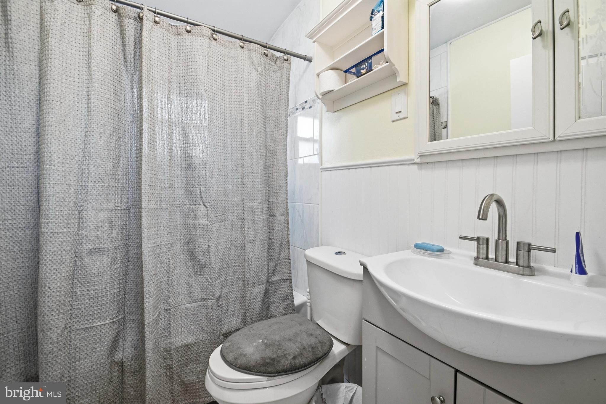 ESSEX/MIDDLESEX - Residential