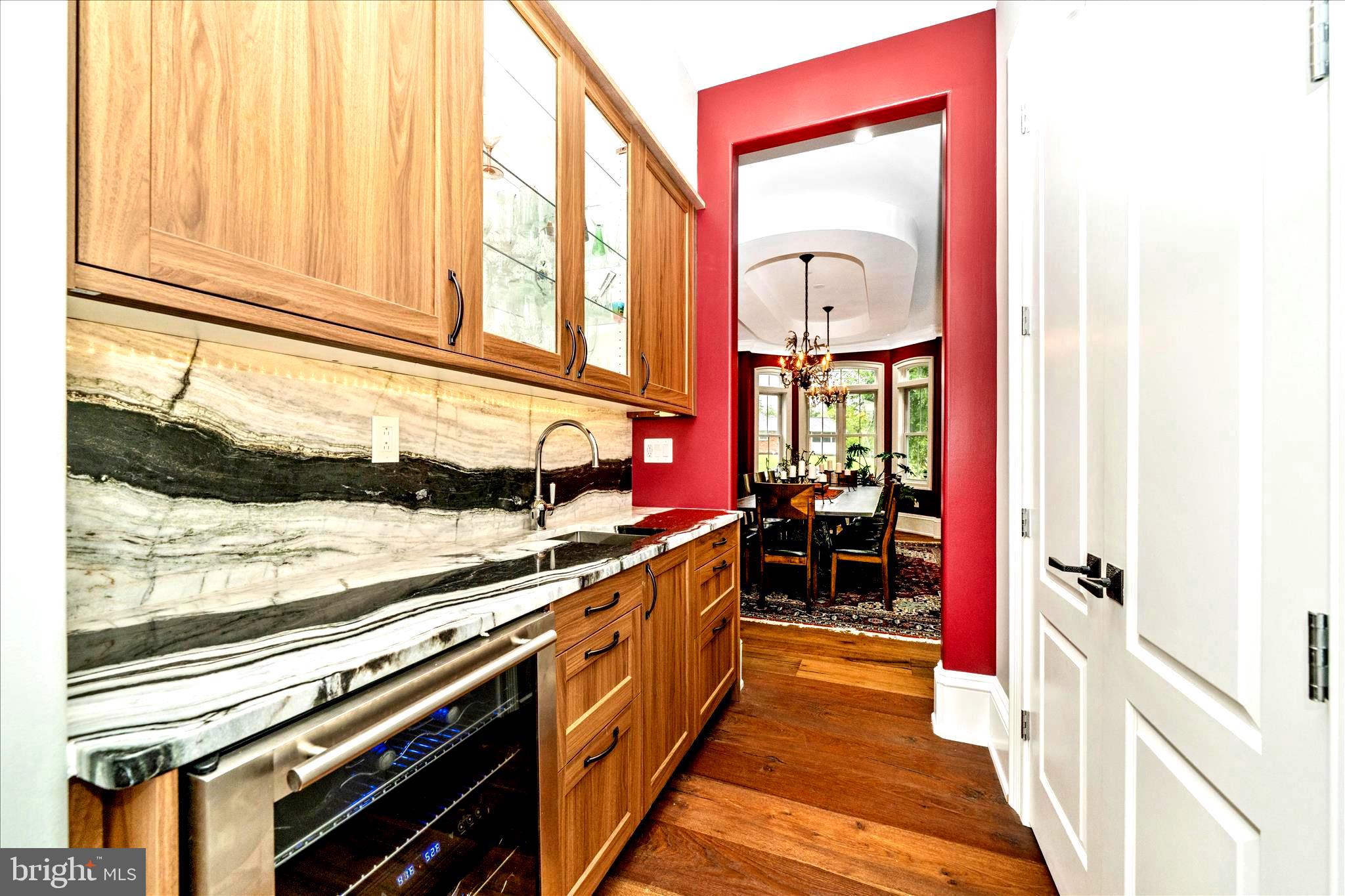 WILDWOOD MANOR - Residential