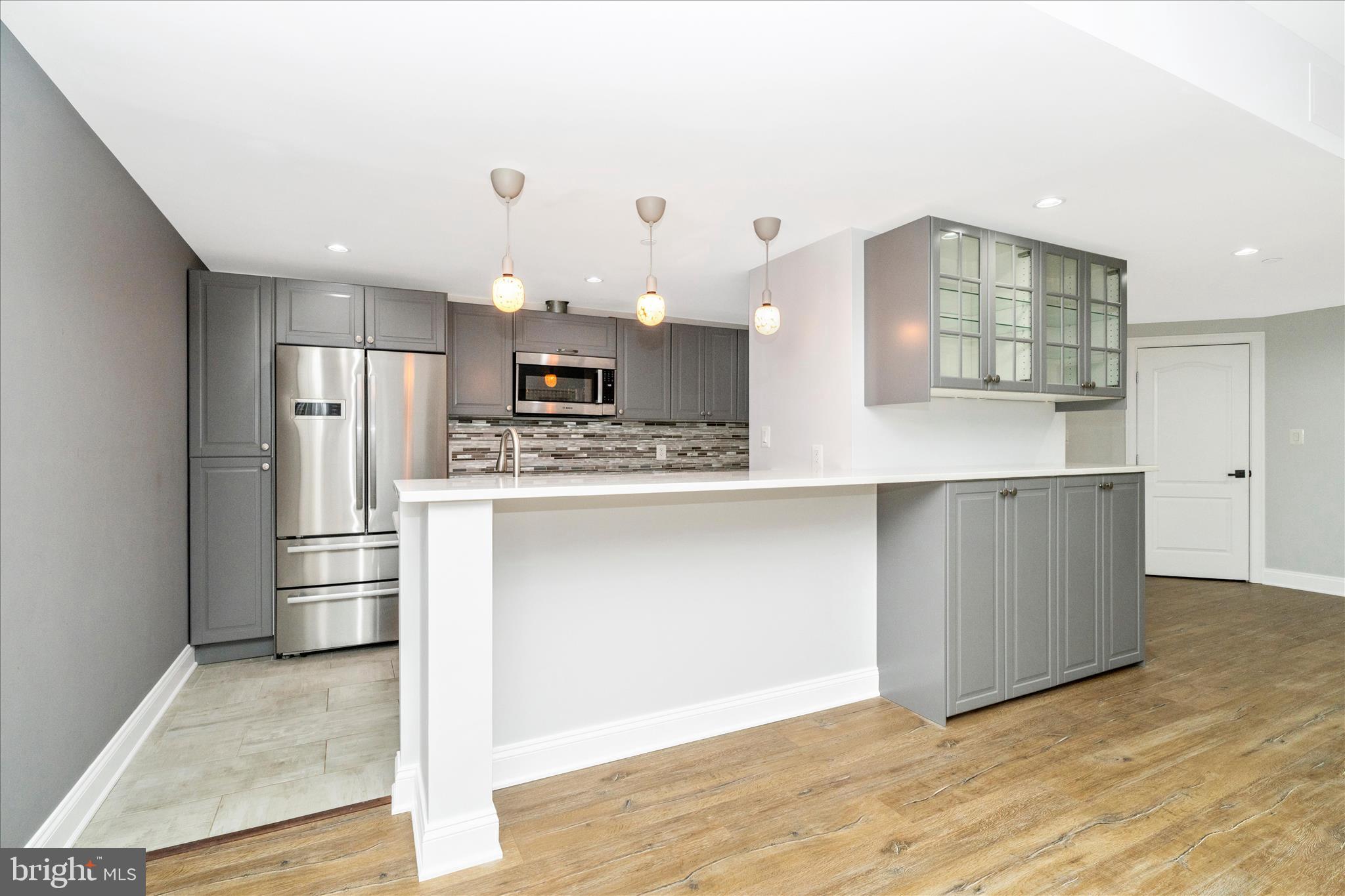 WILDWOOD MANOR - Residential