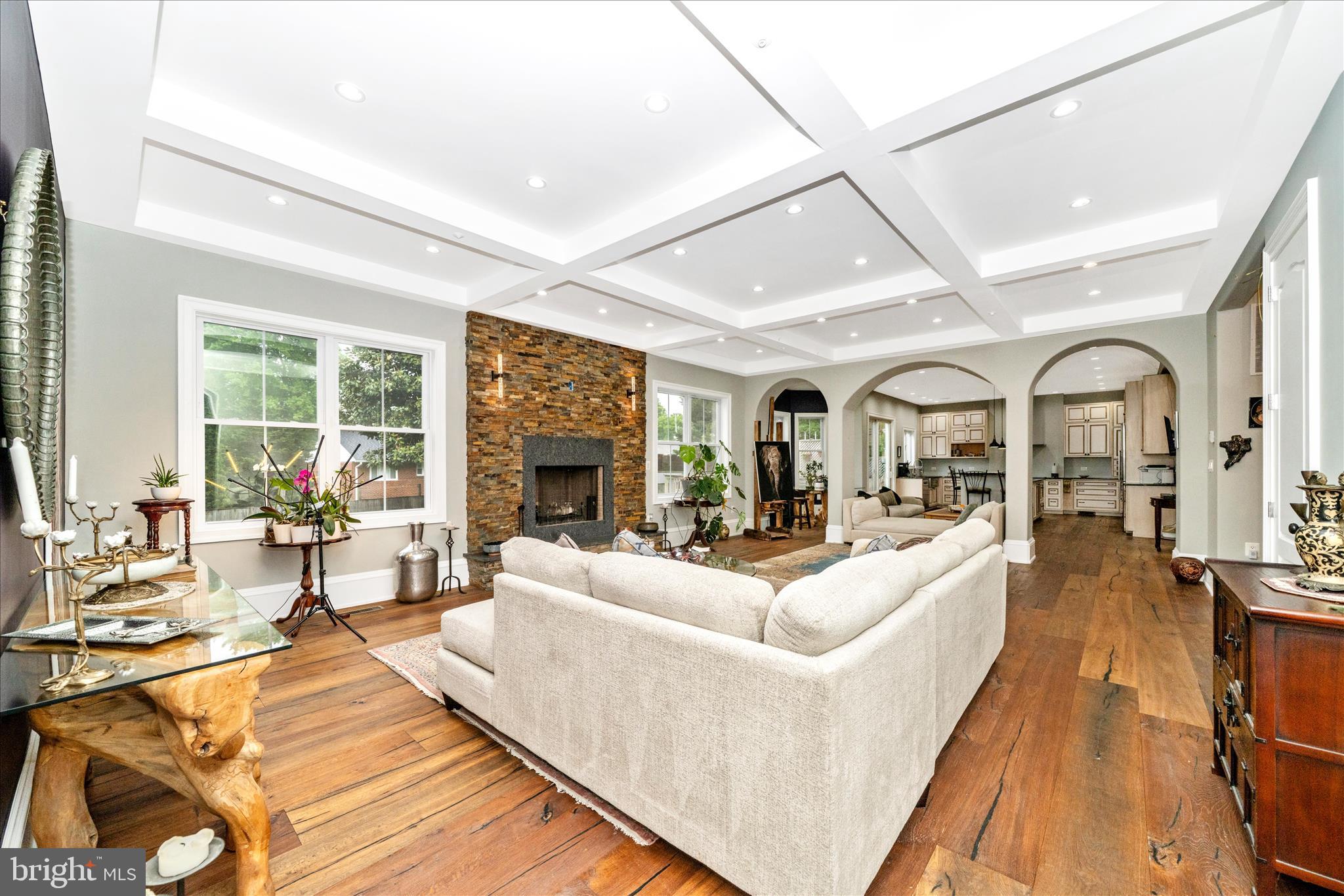 WILDWOOD MANOR - Residential