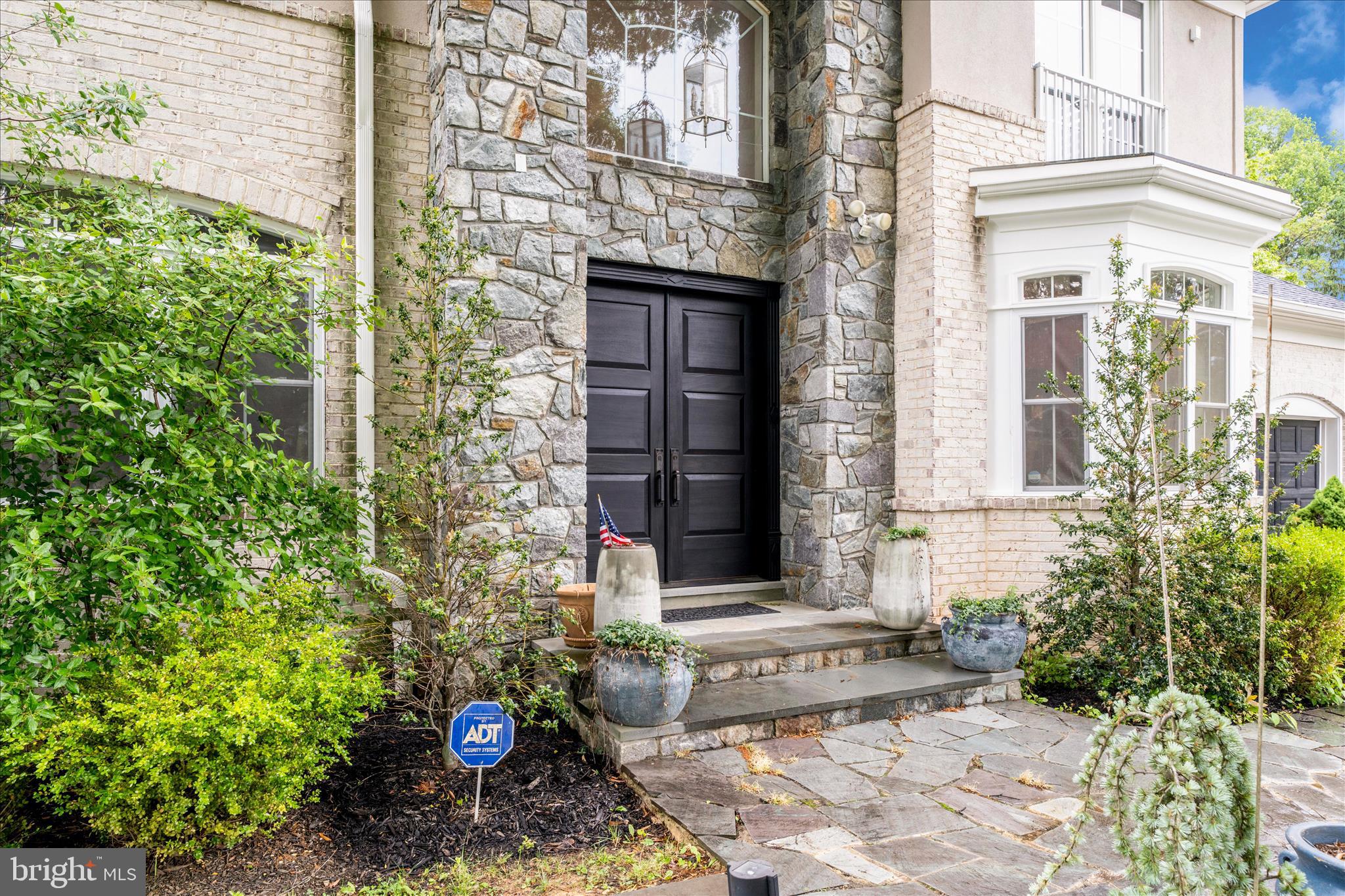 WILDWOOD MANOR - Residential