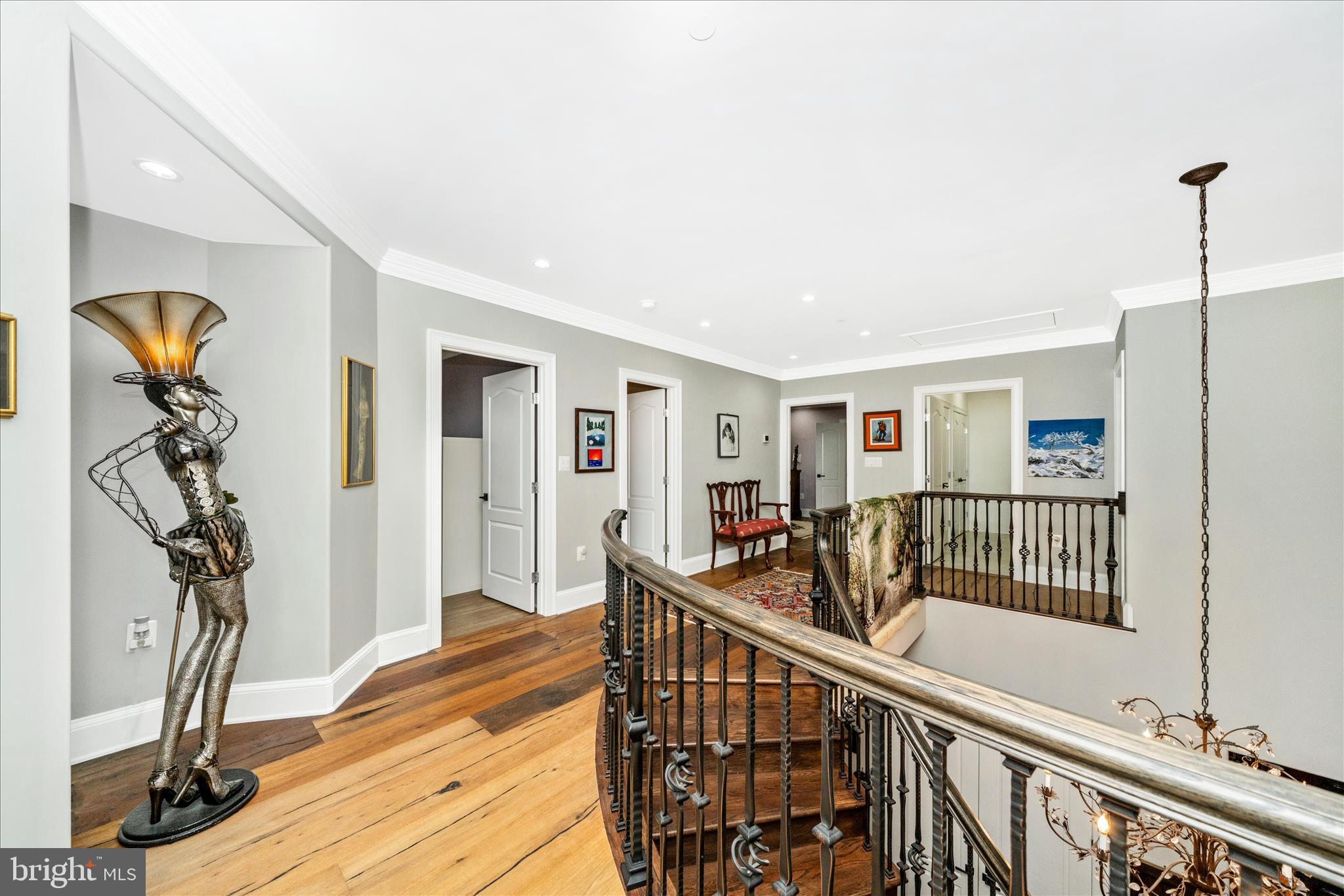 WILDWOOD MANOR - Residential