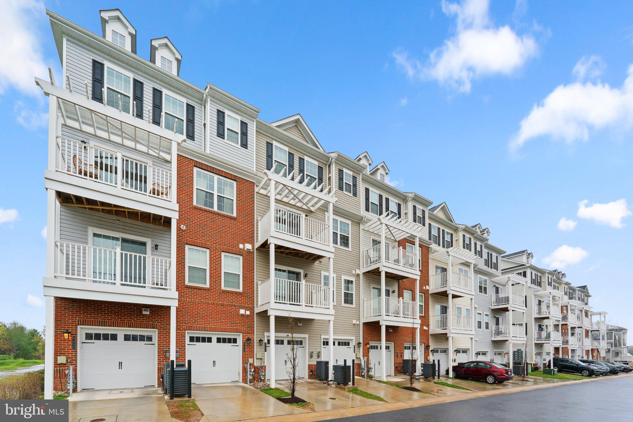 BALLARD GREEN - Residential