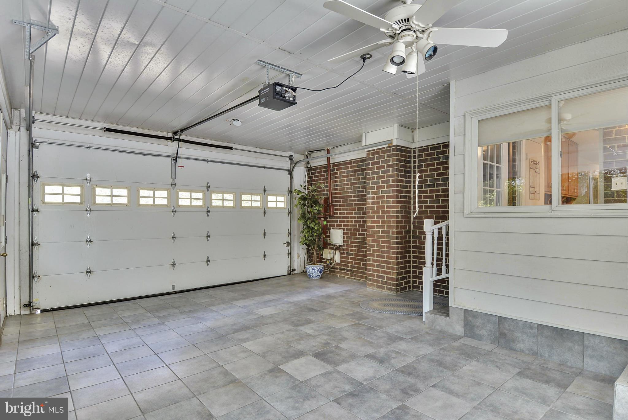 HAMMOND PARK - Residential