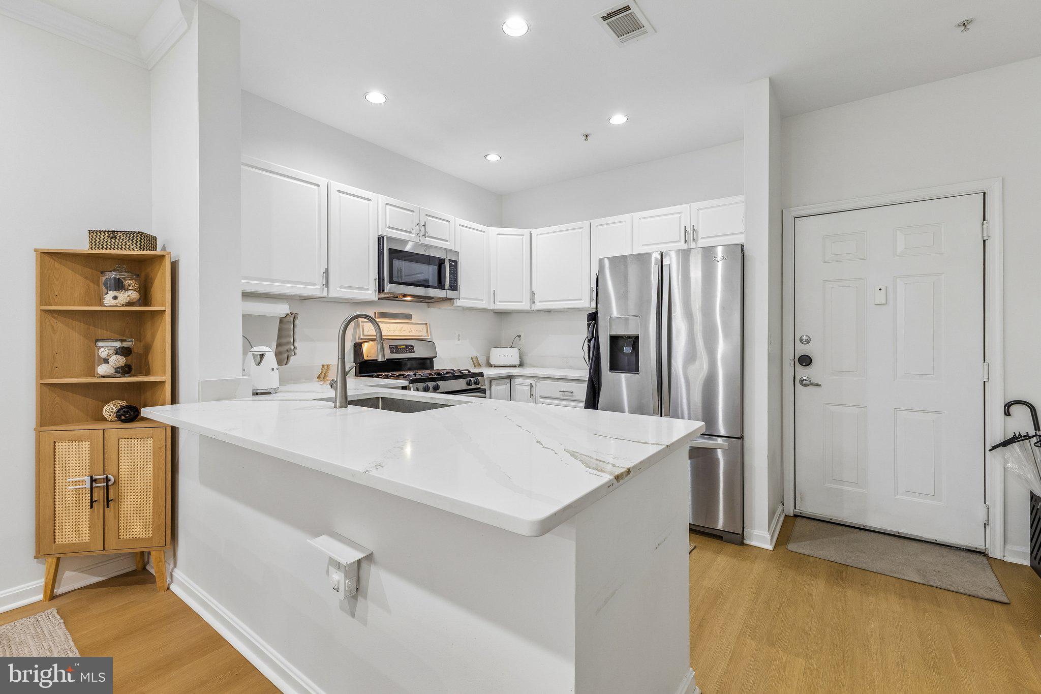 11373 ARISTOTLE DRIVE 9-109
