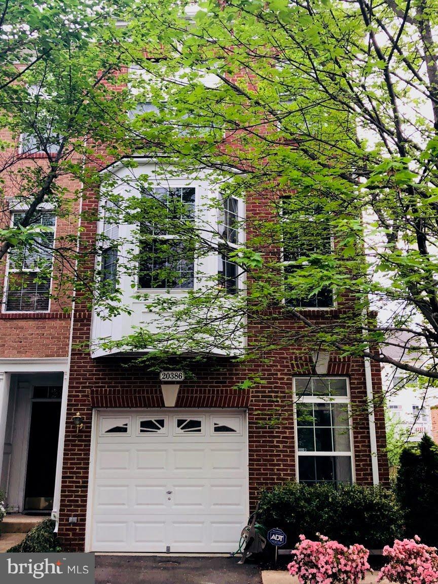 BELMONT LAND BAY - Residential Lease