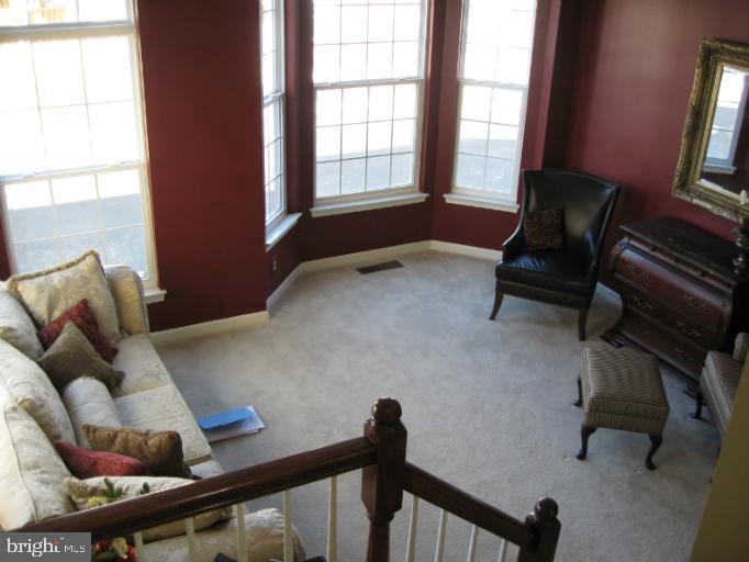 BELMONT LAND BAY - Residential Lease