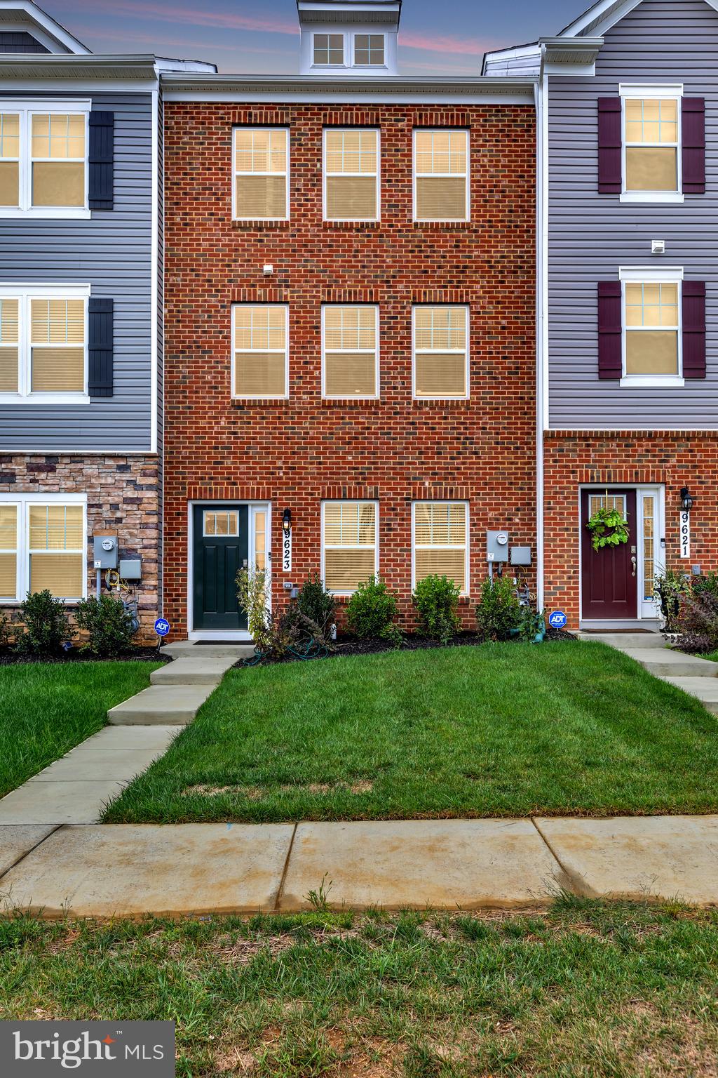 WOODMORE OVERLOOK - Residential