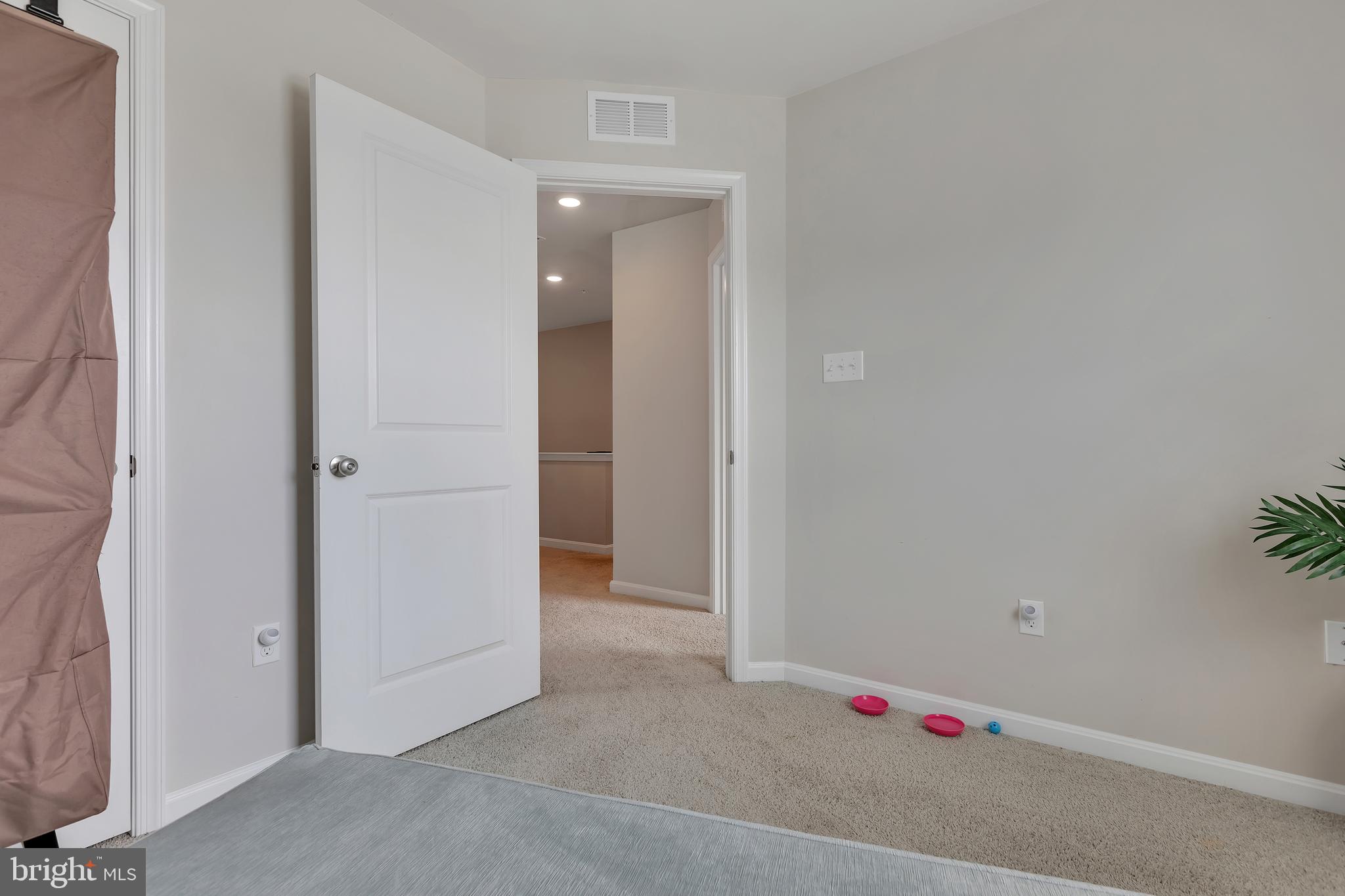 WOODMORE OVERLOOK - Residential