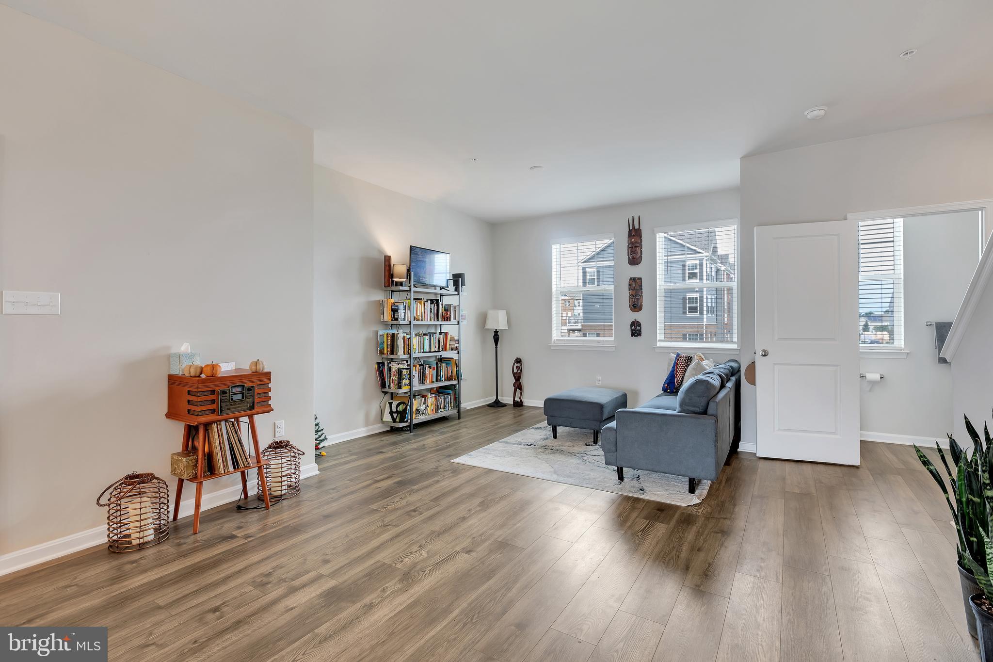 WOODMORE OVERLOOK - Residential