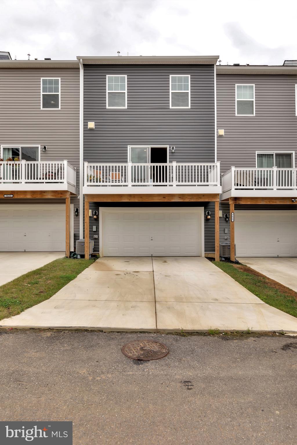 WOODMORE OVERLOOK - Residential