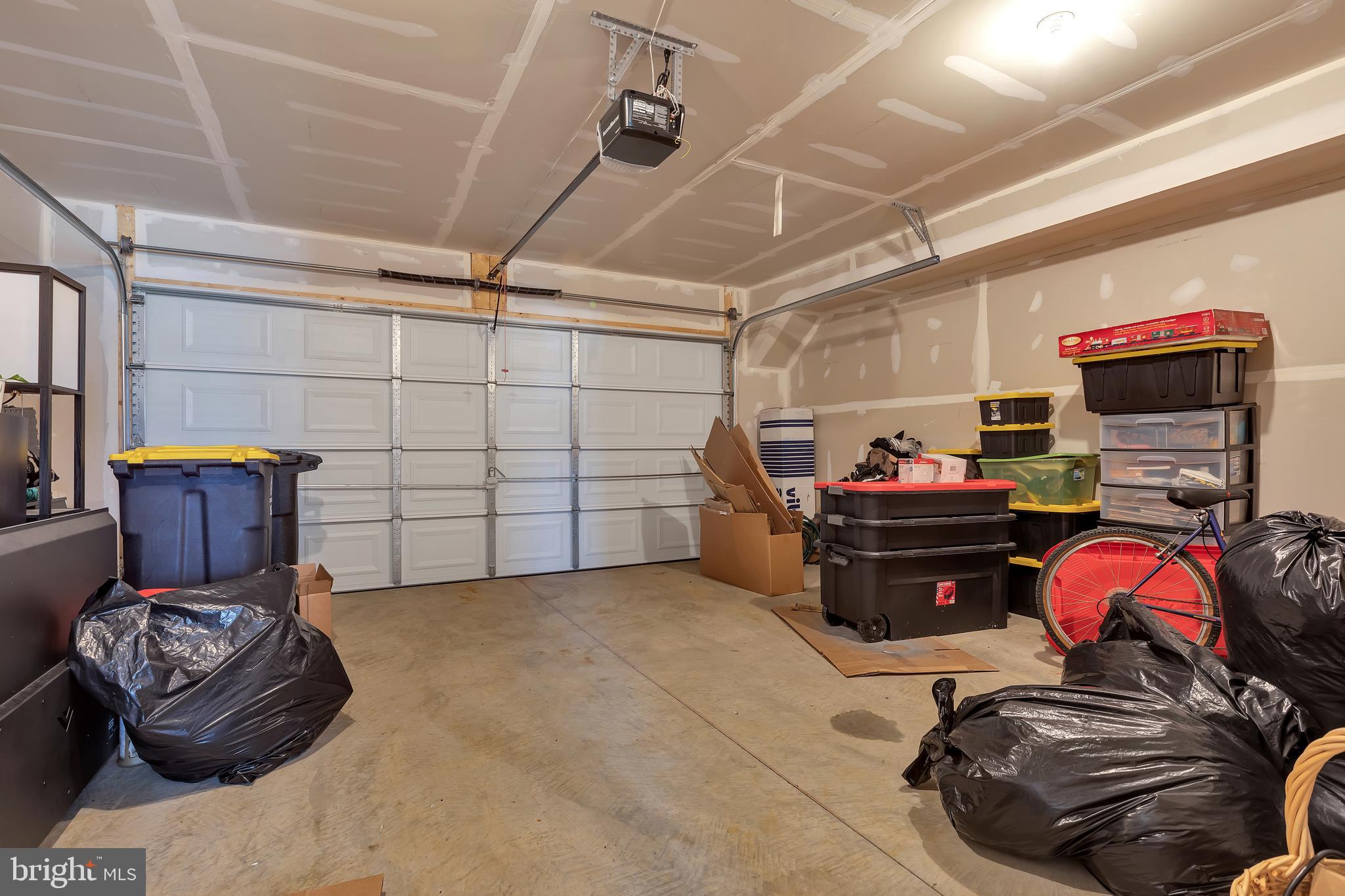 WOODMORE OVERLOOK - Residential