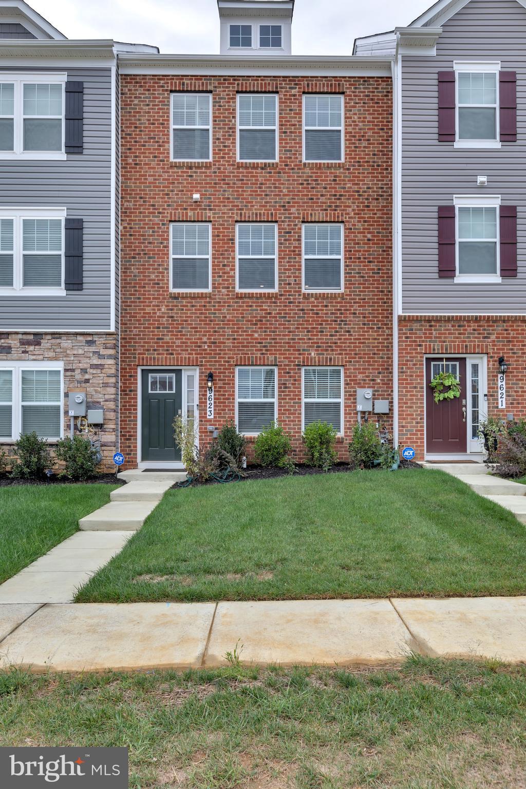 WOODMORE OVERLOOK - Residential