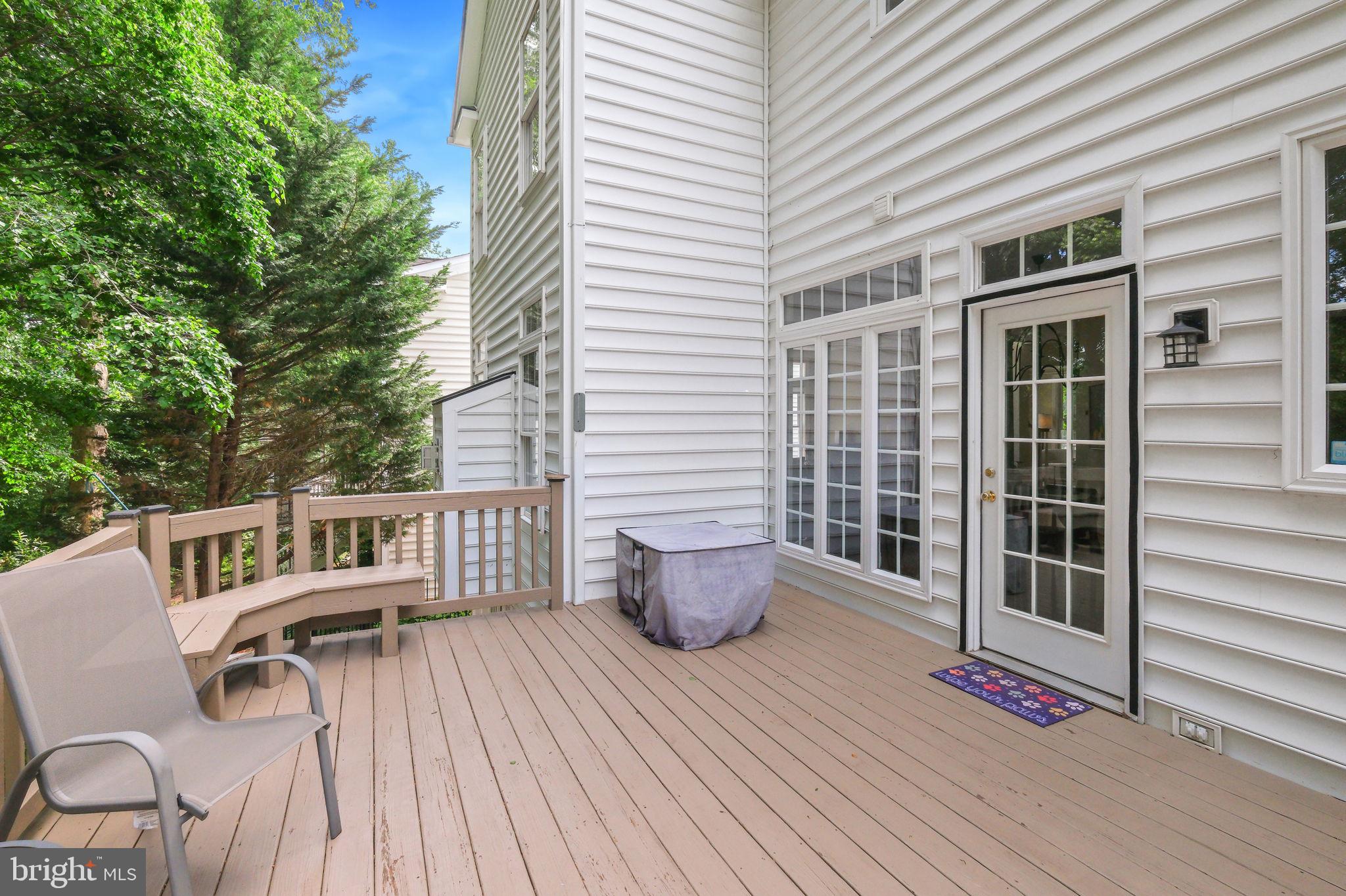 LAKELANDS - Residential