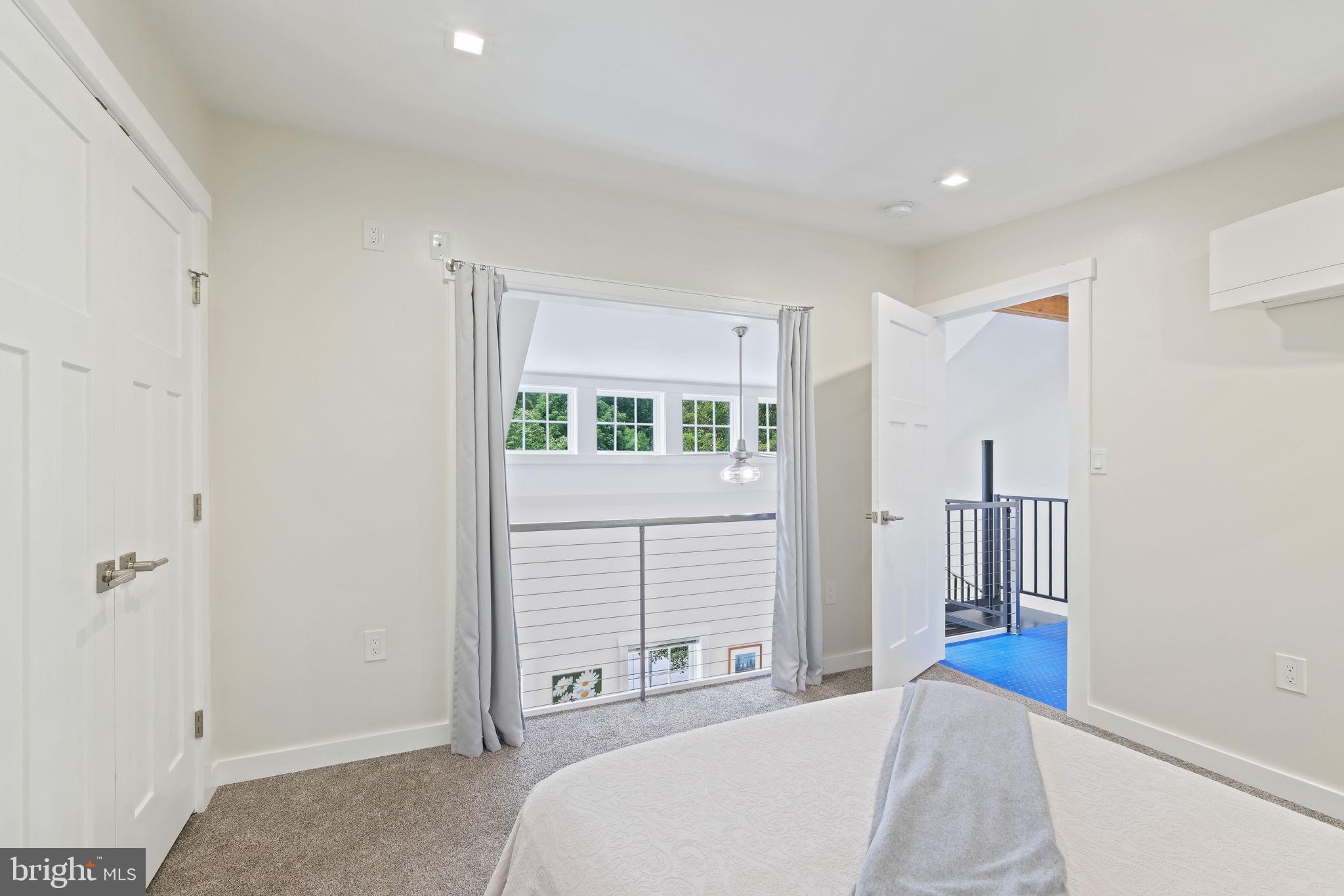 LAKELANDS - Residential