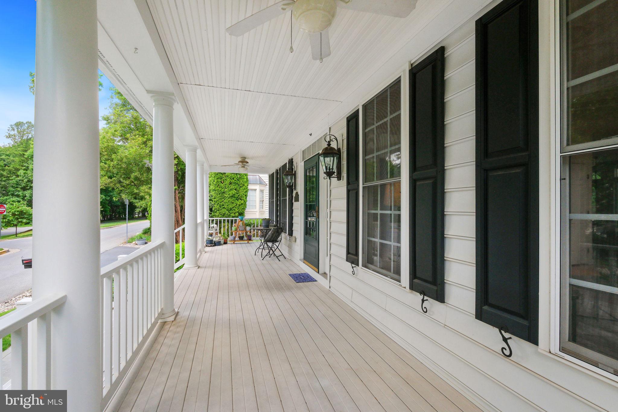 LAKELANDS - Residential