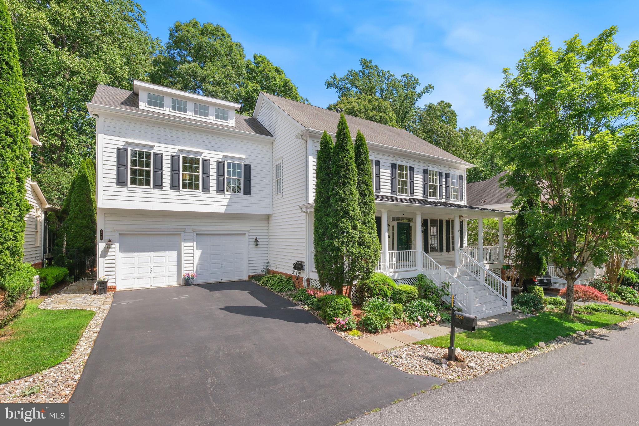 LAKELANDS - Residential