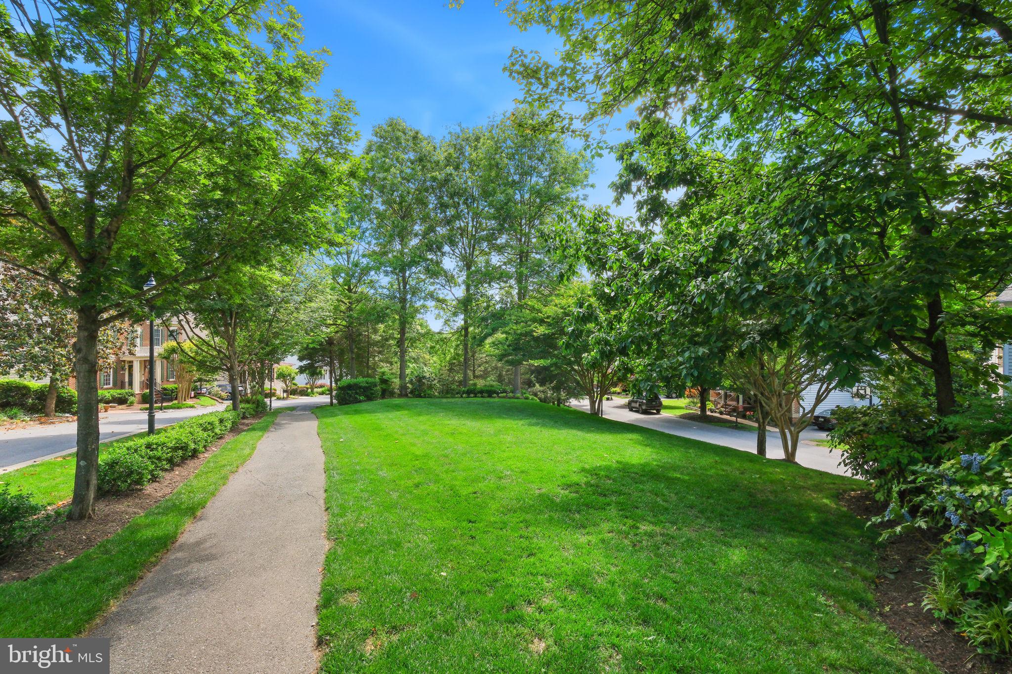 LAKELANDS - Residential