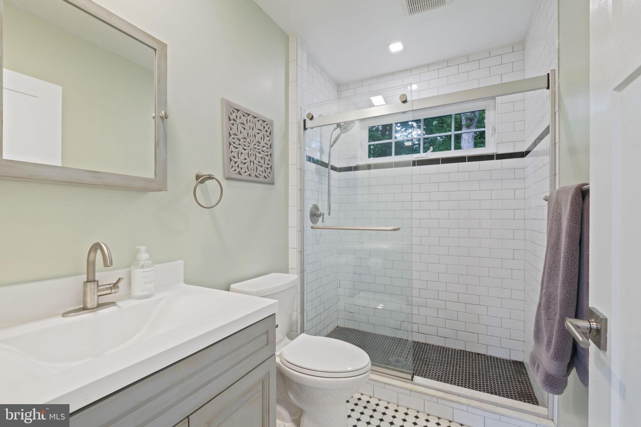 LAKELANDS - Residential