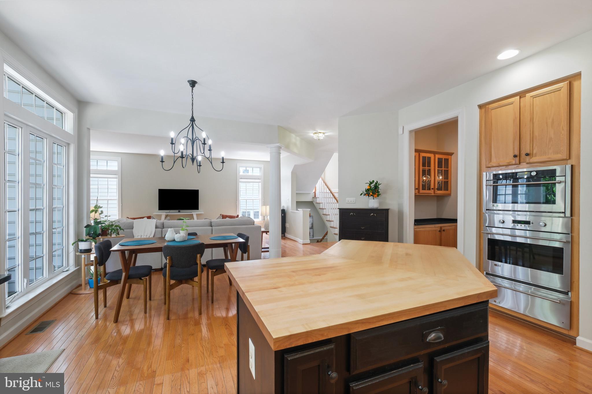 LAKELANDS - Residential