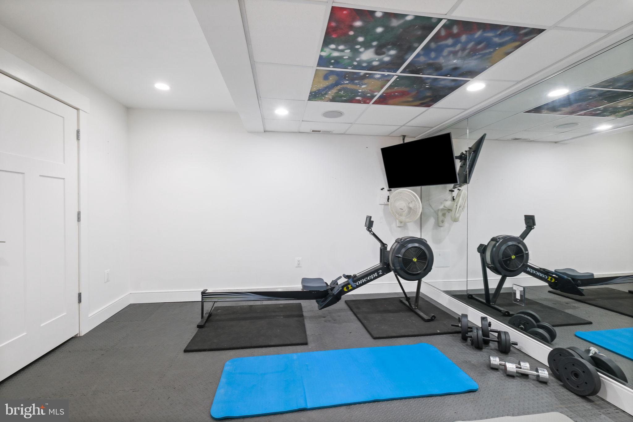 LAKELANDS - Residential