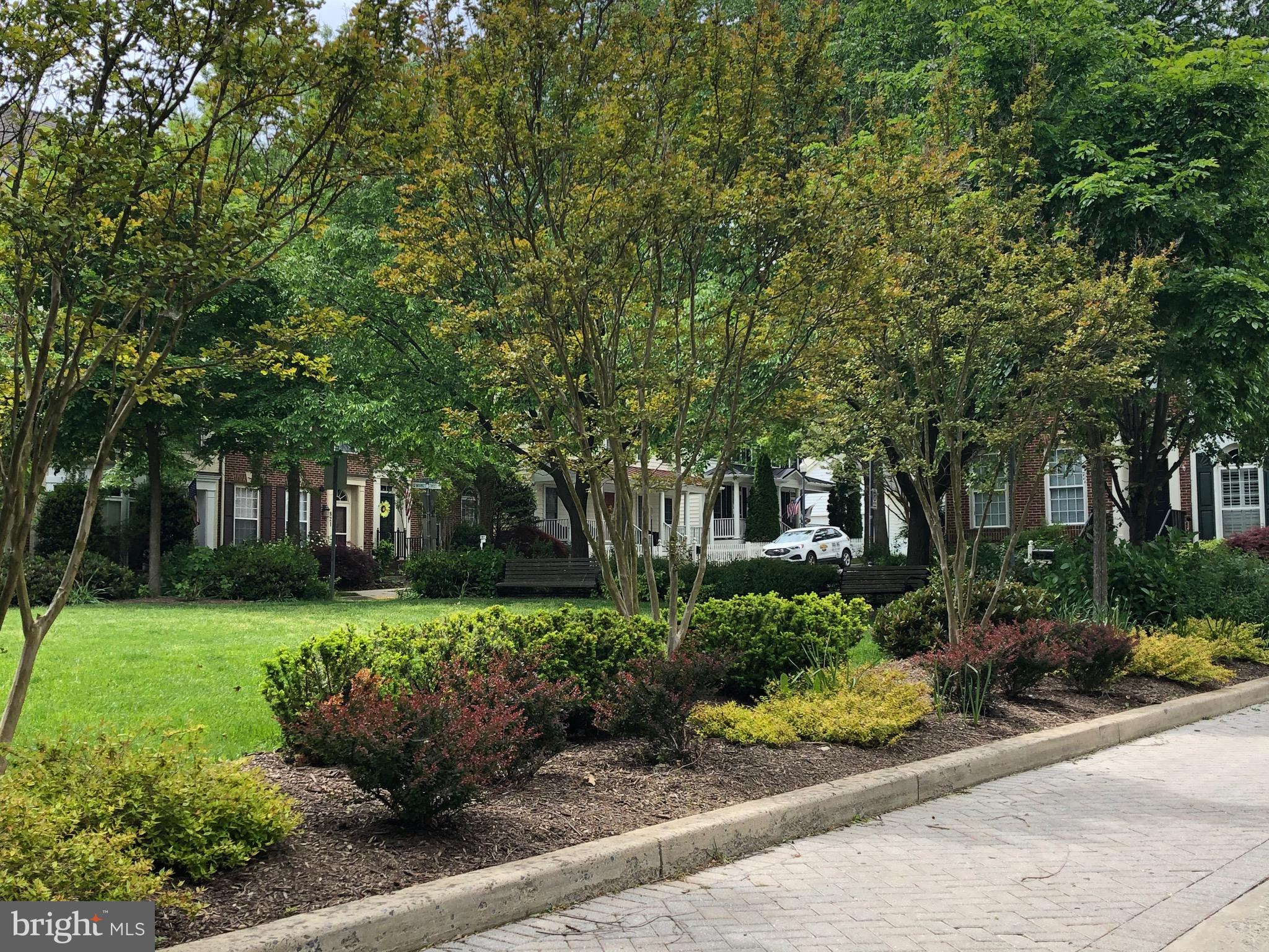 LAKELANDS - Residential