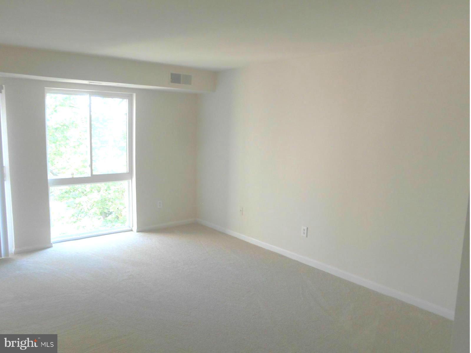 EDSALL BLUFF - Residential