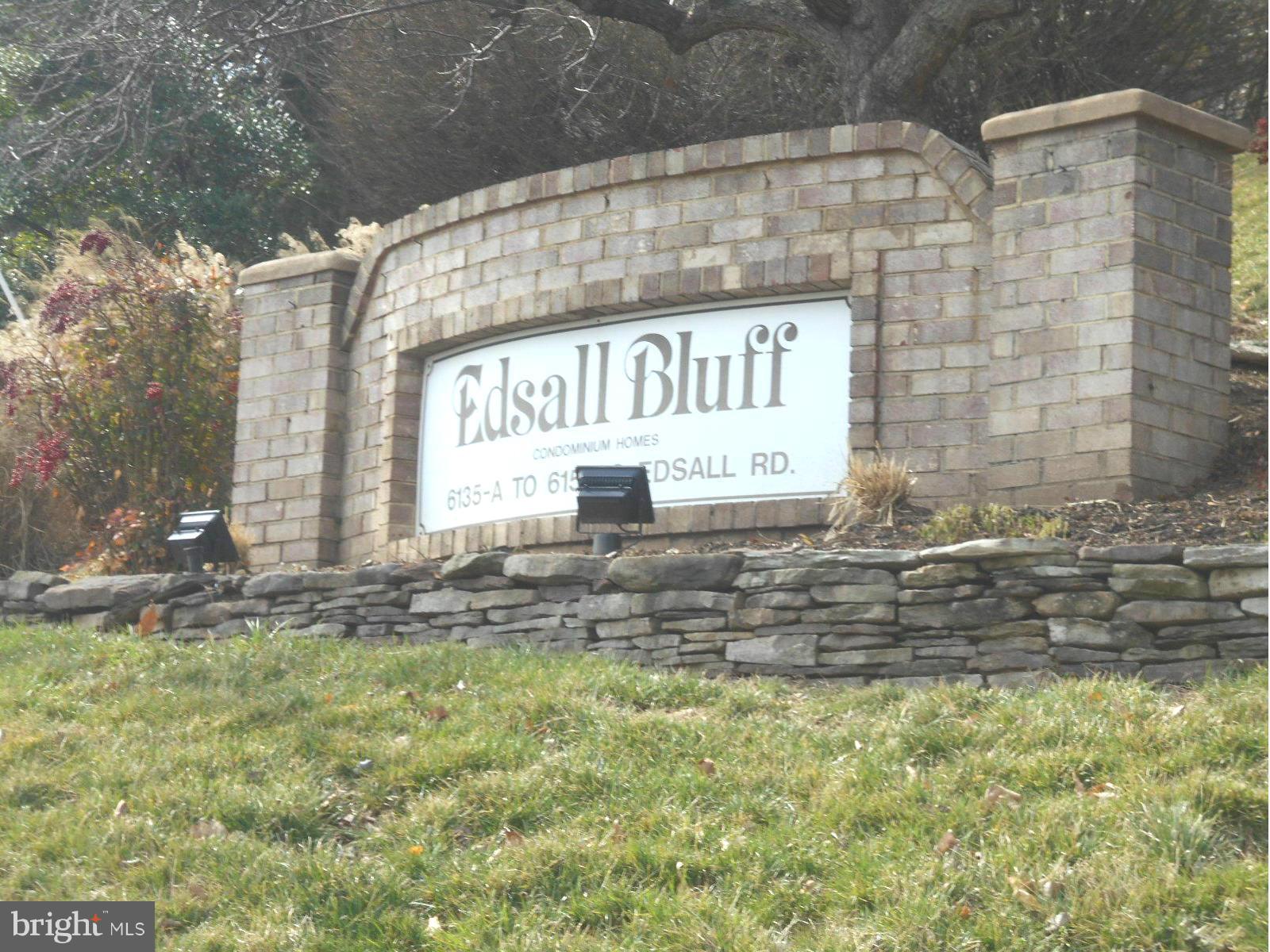 EDSALL BLUFF - Residential