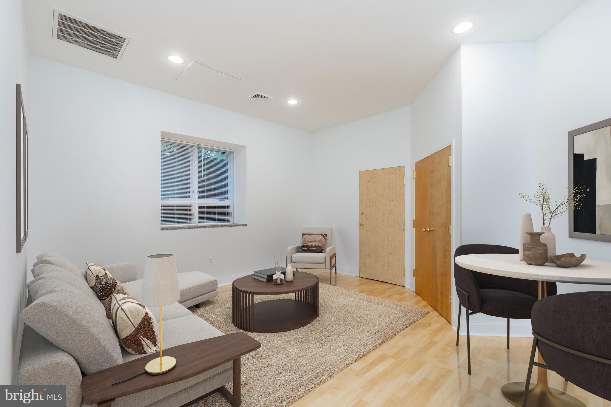 RITTENHOUSE SQUARE - Residential