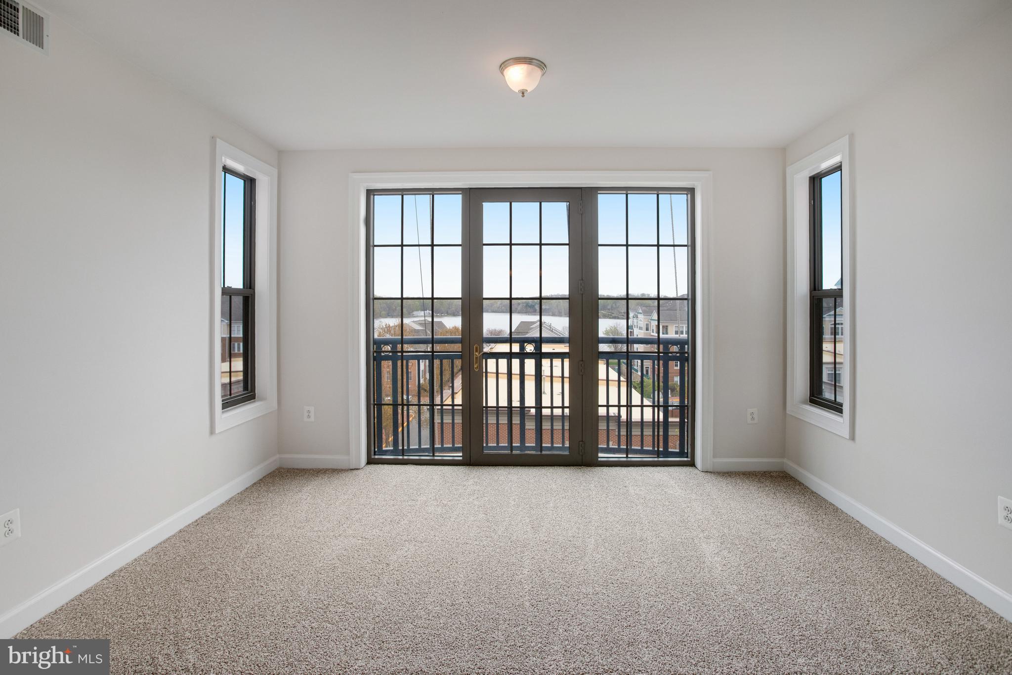 HARBOR VIEW - Residential