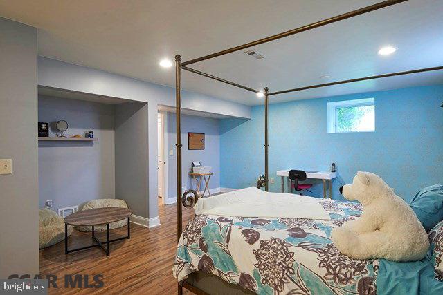 OPEQUON HILL - Residential