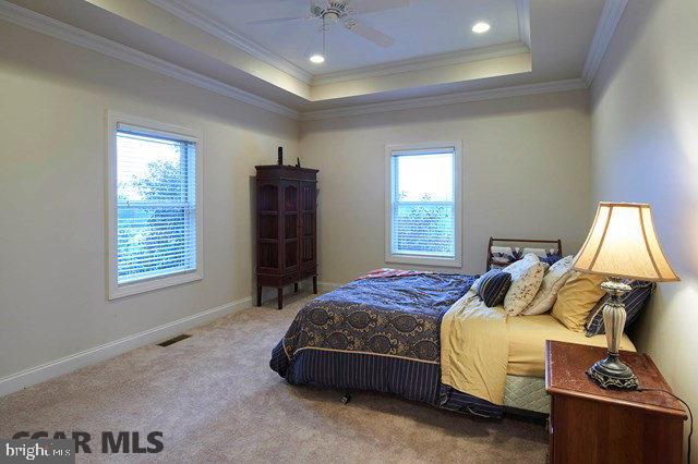 OPEQUON HILL - Residential