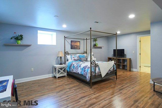 OPEQUON HILL - Residential