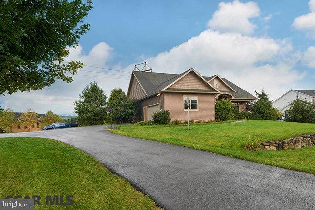 OPEQUON HILL - Residential