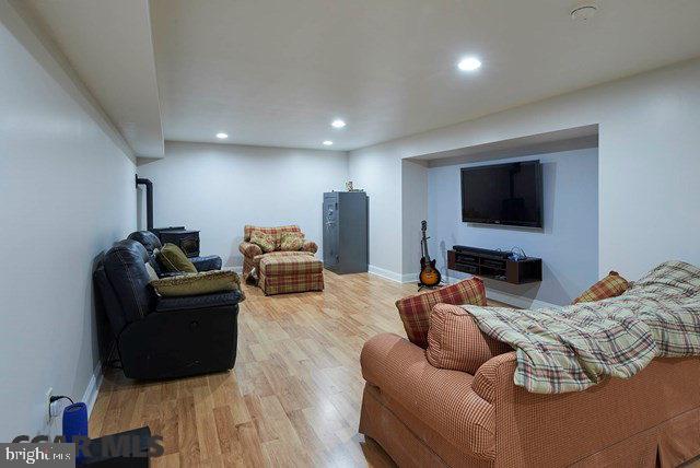 OPEQUON HILL - Residential
